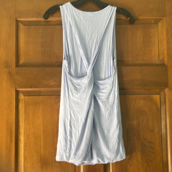 Light purple twisted back Athleta Top XS - Picture 3 of 10